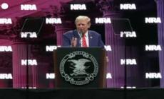 Trump: "Biden corrotto, e' una minaccia per la democrazia"