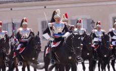Quirinale, il cambio solenne della guardia dei Corazzieri