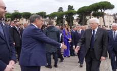 2 giugno, Mattarella depone una corona d'alloro all'Altare della Patria