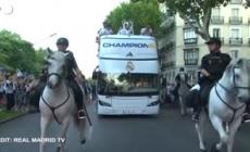 Real Madrid, festa con bus scoperto per la quindicesima Champions