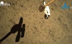La Cina conquista il lato oscuro della luna, la sonda raccoglie i campioni