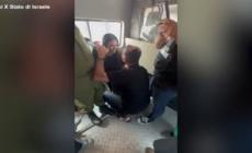 Gaza, liberati 4 ostaggi: Noa Argamani riabbraccia il padre