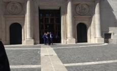 I cronisti fanno ascoltare 'Bella Ciao' a Valditara: "Canzone importante per Resistenza"