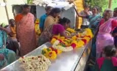 India, 34 morti e 100 persone in ospedale per alcol adulterato - video