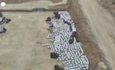 Gaza, gli aiuti umanitari al valico di Kerem Shalom