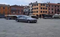 Padova, funerali di Vera Slepoj: l'arrivo del feretro alla basilica di S. Antonio