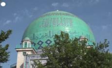 Iran, cittadini al voto a Teheran per le elezioni presidenziali anticipate