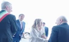 Meloni e Manfredi firmano l'intesa sulla rinascita di Bagnoli