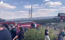 Treno deraglia in Russia: si contano oltre 100 feriti