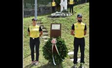 Un monumento ricorda i due finanzieri morti in esercitazione