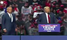 Trump: "Commissione per divulgare le ultime carte segrete su Jfk"