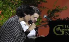 Capri, esibizione a sorpresa di Arisa al concerto del nuovo fidanzato