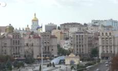 Ucraina, le strade di Kiev dopo l'attacco a Poltava