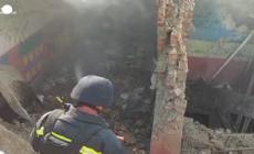 Ucraina, bombardamenti russi colpiscono una scuola a Sumy