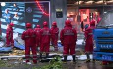 Cina, il tifone Bebinca si abbatte su Shanghai: evacuazioni e stop ai voli