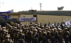 Iran, svelati missile e drone durante la parata delle forze armate