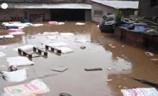 Inondazioni e frane in Nepal, almeno 100 le vittime