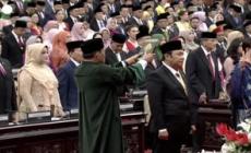 Indonesia, 580 membri della Camera dei rappresentanti prestano giuramento