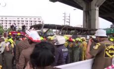 Thailandia, in fiamme bus con studenti in gita: 25 morti
