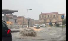 Nubifragio a Sassari: caduti 55,6 millimetri di pioggia in 4 ore. Decine di interventi per esondazioni, allagamenti e cedimenti