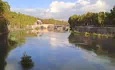 Roma, sale il Tevere: disposta la chiusura delle banchine