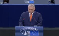 Strasburgo, Sinistra Ue intona "Bella ciao" al termine del discorso di Orban