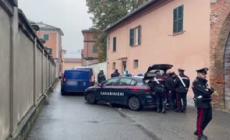Uccide la moglie in casa nell'Alessandrino e chiama il 112