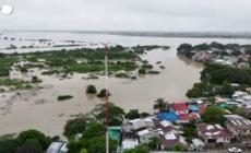 Filippine, fiume in piena dopo il passaggio della tempesta tropicale Trami