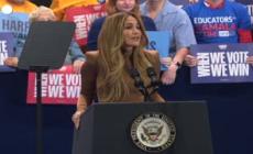 Jennifer Lopez a sostegno di Kamala Harris: "Credo nel potere delle donne"