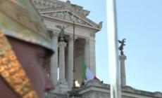 4 novembre, Mattarella depone una corona d'alloro all'Altare della patria