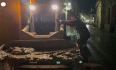 Alluvioni in Spagna, gli interventi di pulizia a Paiporta
