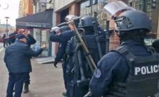 Parigi, ristoratore si barrica nel locale con i dipendenti