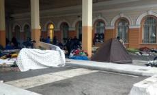 Al via lo sgombero dei migranti dal Porto Vecchio di Trieste