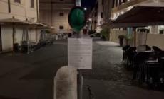 Roma, nuova azione contro i b&b "firmata" Robin Hood