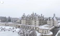 Francia, il castello di Chambord imbiancato dalla neve