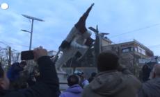 "Una nuova Siria": a Qamishli si celebra la caduta di Assad