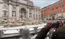 Giubileo, smontate le impalcature a Fontana di Trevi