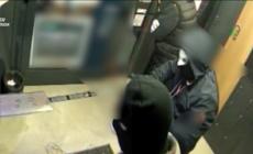 Assalti con esplosivo ai bancomat in diverse regioni, 8 arresti