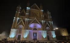 Capodanno a Orvieto, Duomo illuminato con giochi di luci