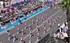 Sudafrica, musica e colori a Citta' del Capo per il carnevale dei menestrelli