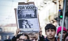 Caso Ramy, in tv il video dell'impatto fra la gazzella dei carabinieri e lo scooter. Gli avvocati della vittima: "E' omicidio volontario" 