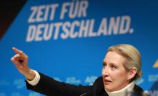 La leader di Afd Weidel intervistata da Musk "riscrive" la Storia: Hitler era comunista" 
