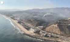 Incendi in California, devastato il lungomare di Malibu