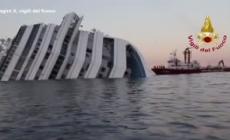 Il naufragio della Costa Concordia, 13 anni fa, davanti all'Isola del Giglio