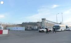 Cisgiordania: veicoli della Croce Rossa al carcere di Ofer, attivisti di estrema destra tentano un blocco