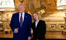 Così Trump mette la Meloni  in difficoltà