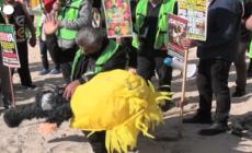 Trump: "Fermeremo invasione delle frontiere, reclameremo la nostra ricchezza"