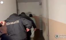 Ucraina, droni russi sulla regione di Kiev: la polizia ispeziona i danni