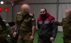 Israele, Yarden Bibas e Ofer Calderon riabbracciano le loro famiglie