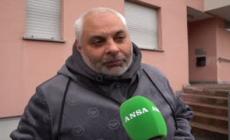 Uccide la moglie nel Torinese, poi tenta il suicidio: il racconto di un vicino
